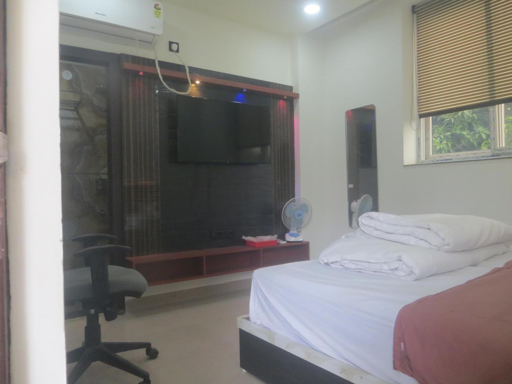 Rajmahal Resort Banquet Hall And Hotel Patna  Ngoại thất bức ảnh